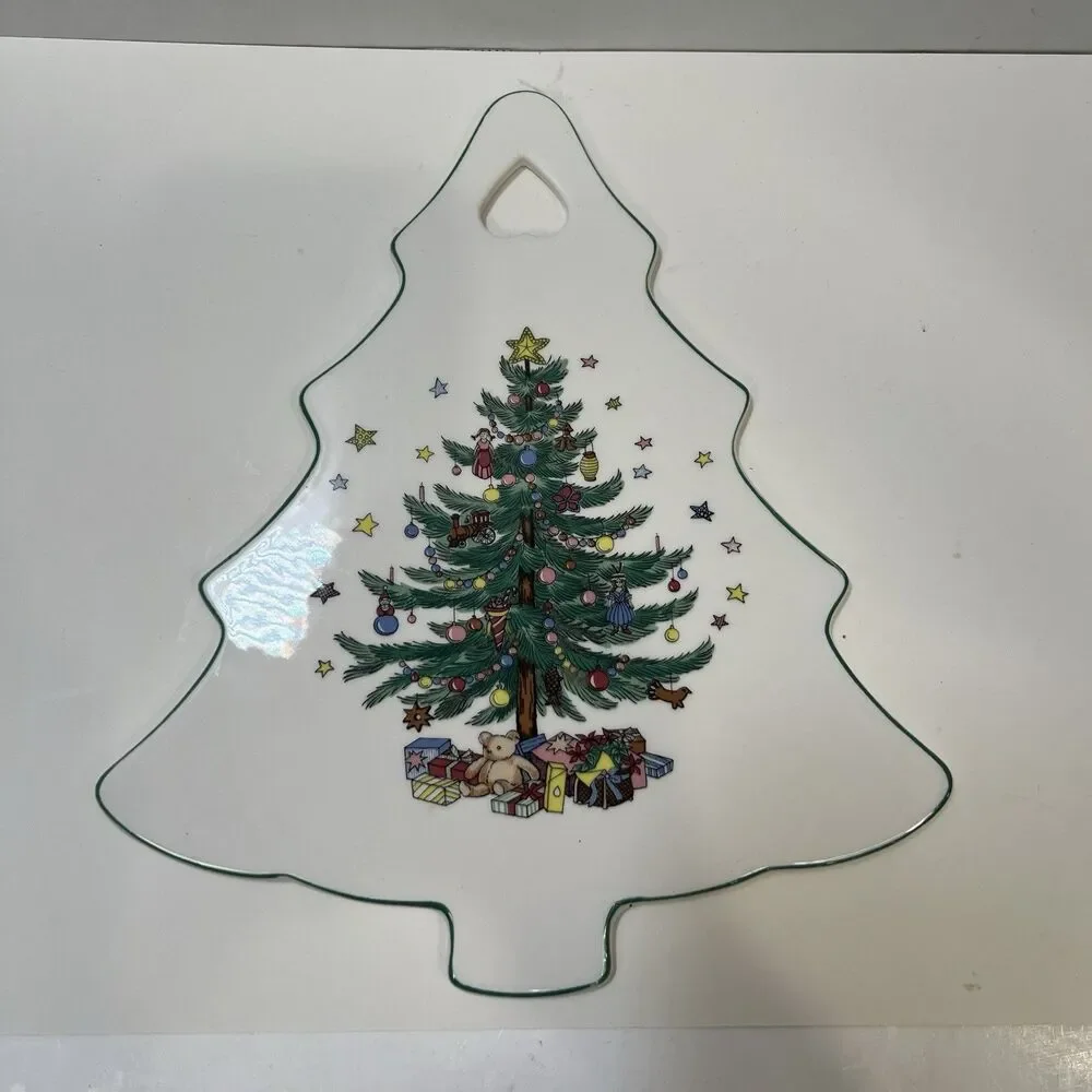 NIKKO Christmastime cheese board snack board Tree 10